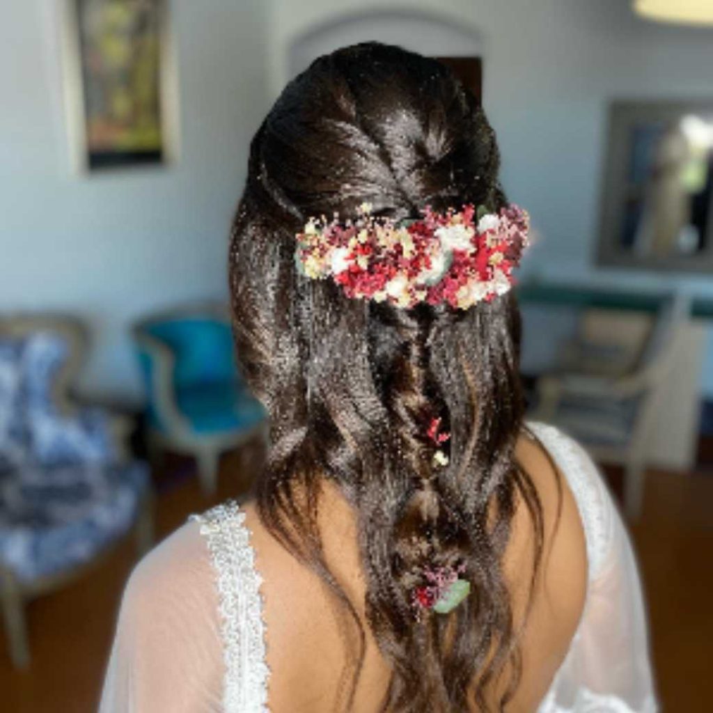 Peinados novias con corona y velo